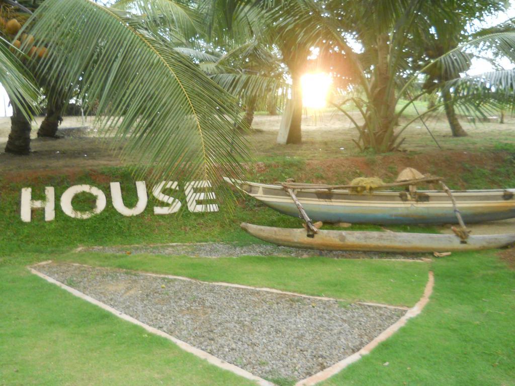 Beach House Негомбо Экстерьер фото